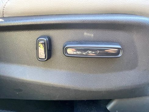 Used 2019 Honda CR-V Touring image 13