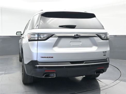 Used 2019 Chevrolet Traverse Premier w/ Redline Edition AWD/4WD image 6