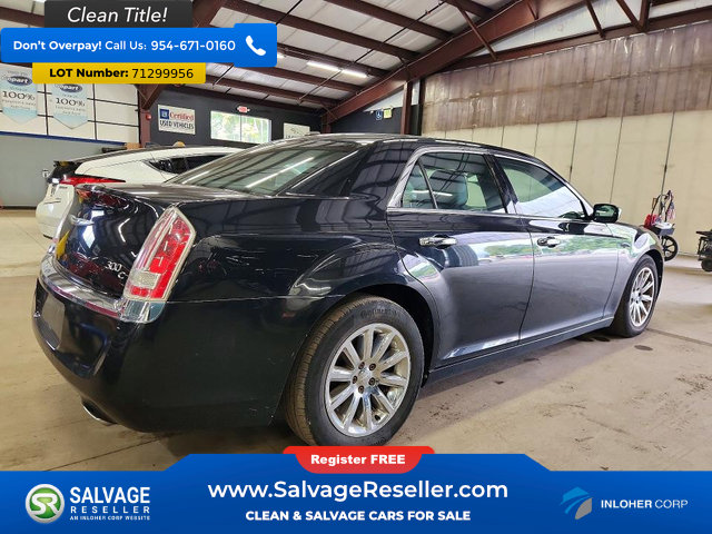 Used 2013 Chrysler 300 C RWD image 4