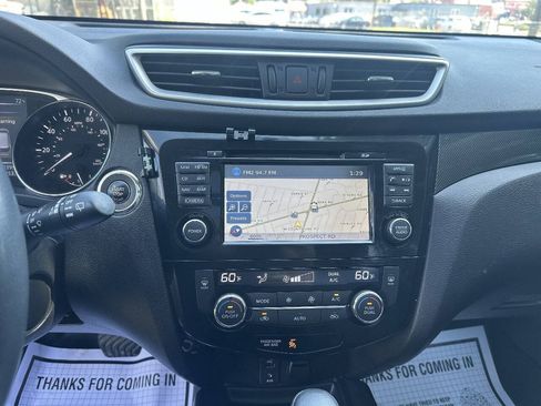 Used 2015 Nissan Rogue SL w/ SL Premium Package AWD/4WD image 12