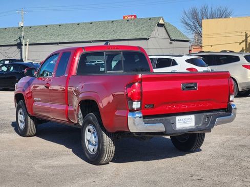 Used 2023 Toyota Tacoma SR5 image 7