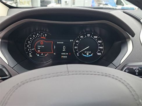 Used 2020 Lincoln MKZ w/ Convenience Package image 18