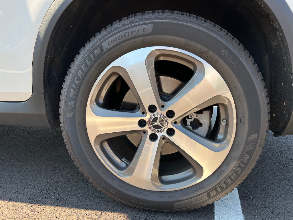 Used 2018 Mercedes-Benz GLC 300 4MATIC image 10