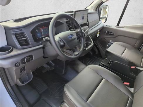 New 2026 Ford Transit 250 148 Medium Roof w/ Load Area Protection Package RWD image 3