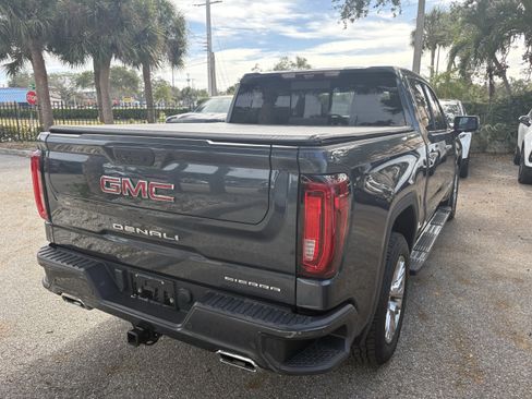 Used 2020 GMC Sierra 1500 Denali w/ Technology Package image 7
