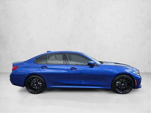 Used 2020 BMW 330i Sedan w/ Executive Package RWD image 4