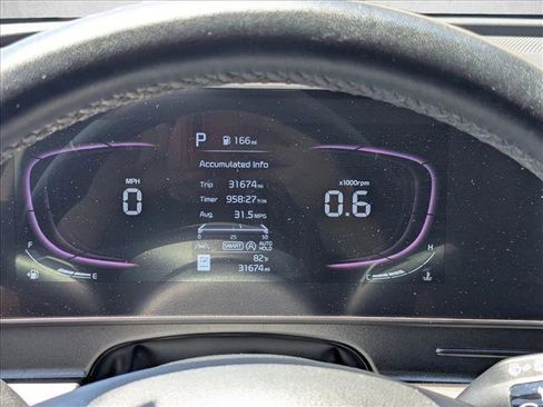 Used 2024 Kia Sportage EX FWD image 11