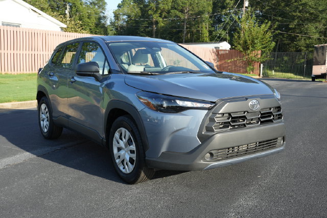 Used 2026 Toyota Corolla Cross L FWD image 1
