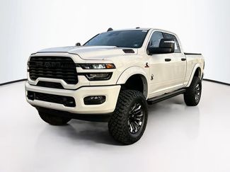 Used 2025 RAM 2500 Big Horn video 3