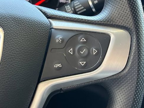 Used 2023 GMC Acadia SLE w/ Driver Convenience Package FWD image 35