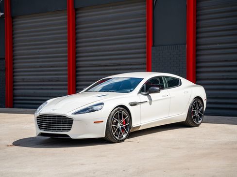 Used 2015 Aston Martin Rapide S image 1