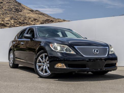 Used 2008 Lexus LS 460 RWD image 6