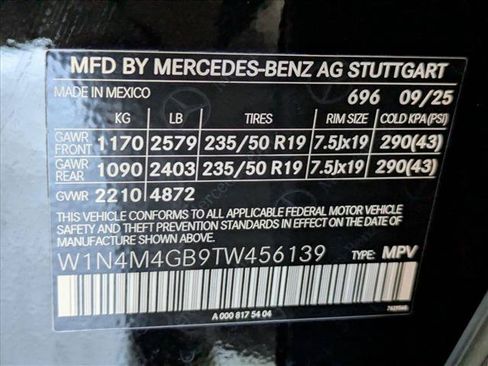 Used 2026 Mercedes-Benz GLB 250 image 27