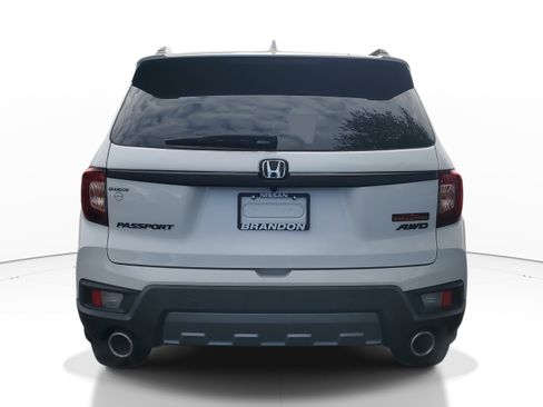 Used 2022 Honda Passport TrailSport image 6