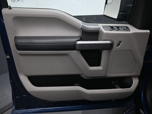 Used 2020 Ford F150 XLT w/ Equipment Group 302A Luxury image 11