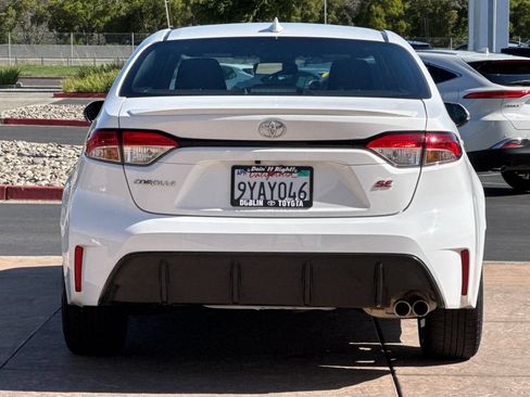Used 2025 Toyota Corolla SE FWD image 5