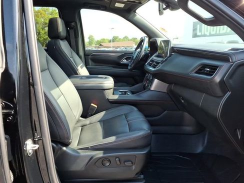 Used 2022 Chevrolet Tahoe RST w/ Sport Performance Package image 17