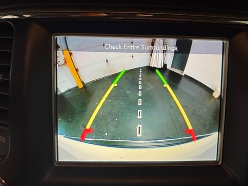 Used 2017 Jeep Grand Cherokee Limited w/ Trailer Tow Group IV AWD/4WD image 15