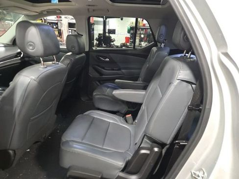 Used 2018 Chevrolet Traverse LT AWD/4WD image 13