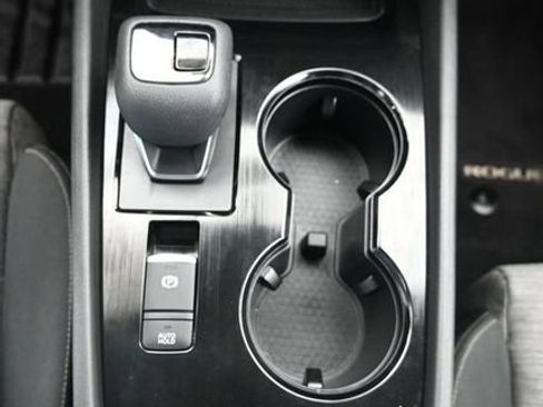 Used 2023 Nissan Rogue SV AWD/4WD image 19