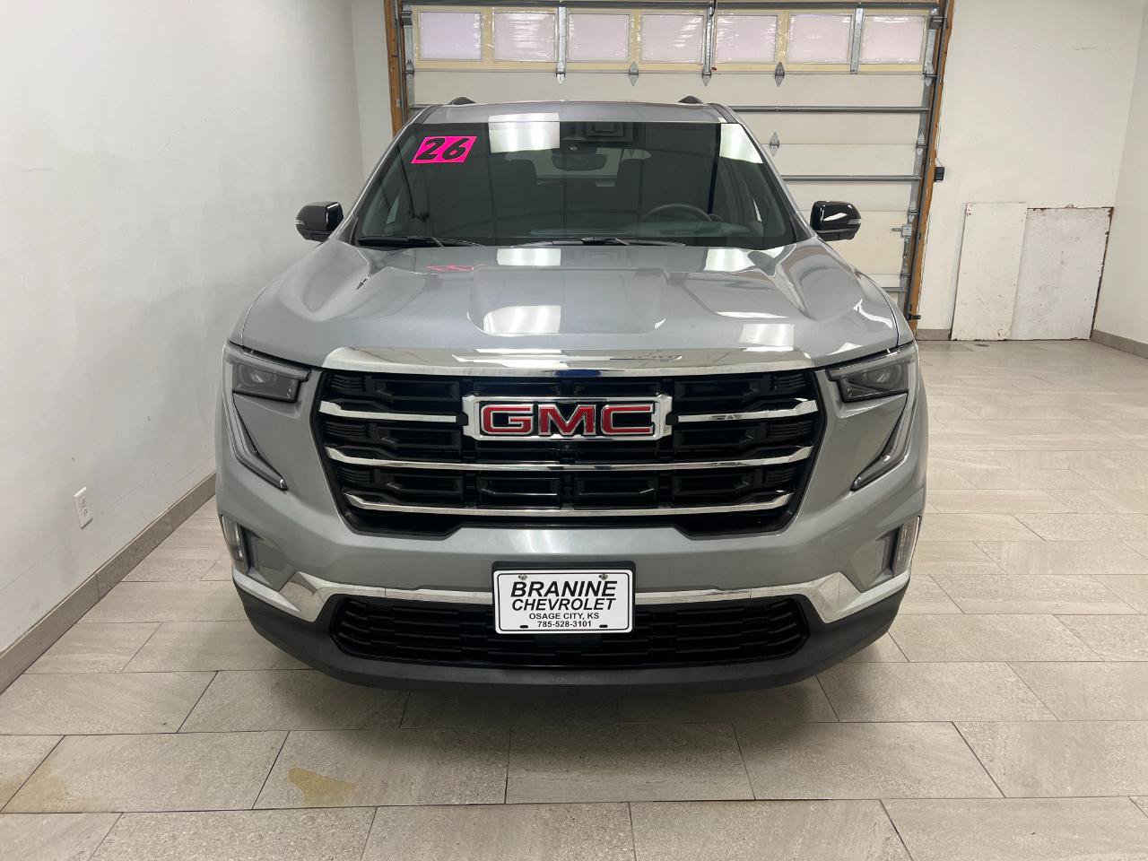 Used 2026 GMC Acadia Elevation w/ Elevation Premium Package AWD/4WD image 9