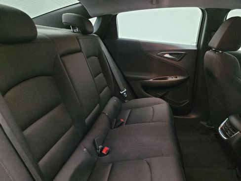 Used 2023 Chevrolet Malibu LT FWD image 19