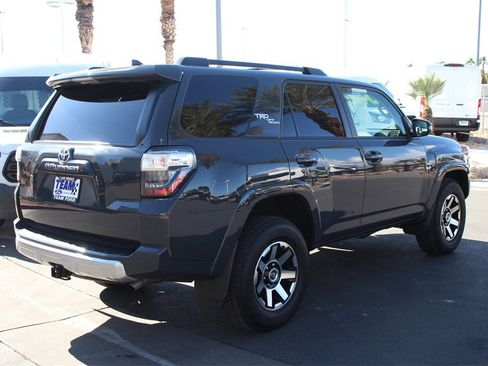 Used 2024 Toyota 4Runner TRD Off-Road Premium image 8