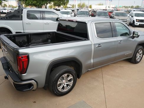Used 2024 GMC Sierra 1500 SLT RWD image 16
