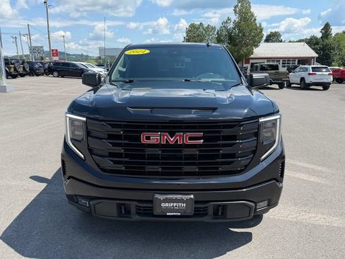 Used 2024 GMC Sierra 1500 Elevation AWD/4WD image 8