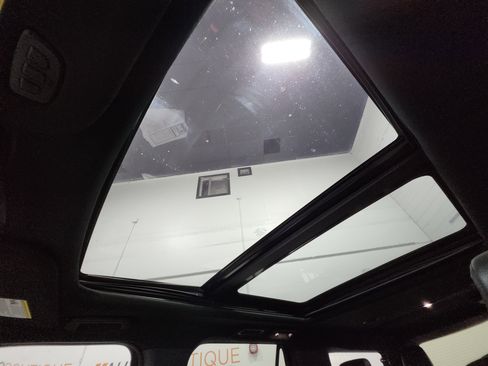 Used 2018 Ford Expedition Max Limited w/ Equipment Group 301A image 2