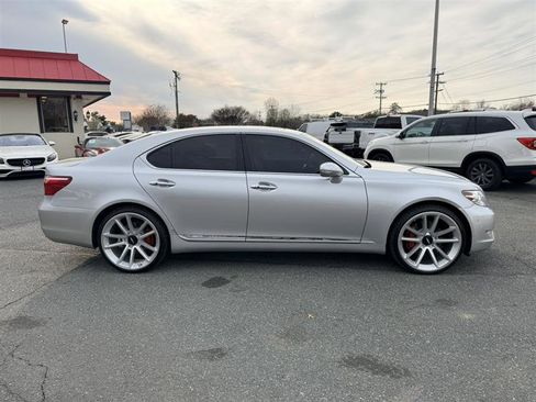 Used 2011 Lexus LS 460 AWD W/LUXURY VALUE EDITION & C w/ Comfort Plus Pkg image 4