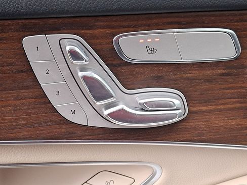 Certified 2022 Mercedes-Benz GLC 300 4MATIC image 26