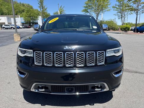 Used 2018 Jeep Grand Cherokee Overland AWD/4WD image 10