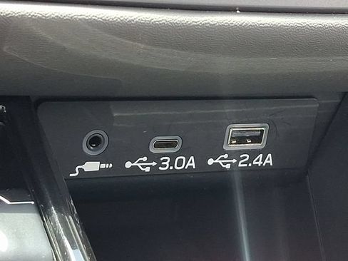 Certified 2025 Subaru Outback Onyx Edition AWD/4WD image 24