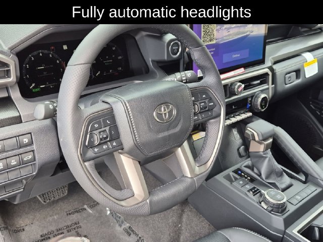 Used 2026 Toyota 4Runner Limited AWD/4WD image 11