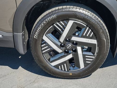 New 2026 Nissan Kicks SV image 10