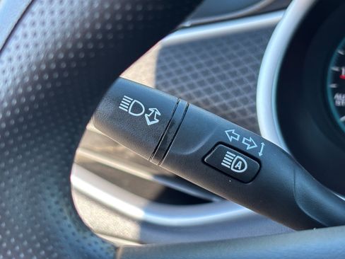 Used 2023 Chevrolet Malibu LT image 18