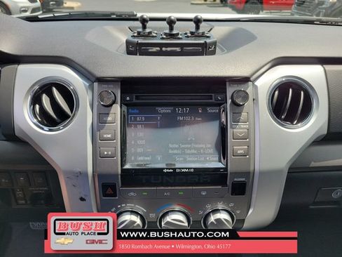 Used 2017 Toyota Tundra SR5 w/ SR5 Upgrade Package AWD/4WD image 27