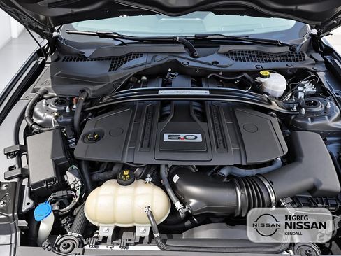 Used 2021 Ford Mustang GT RWD image 12