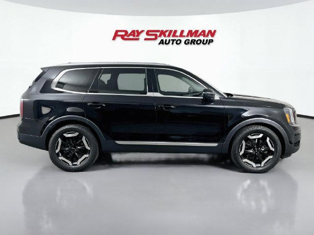 Used 2024 Kia Telluride EX AWD/4WD image 8