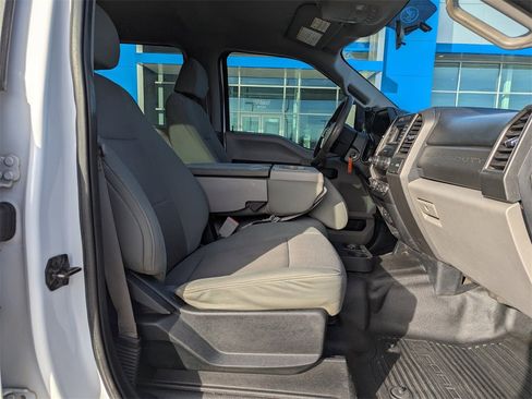 Used 2019 Ford F250 XL w/ STX Appearance Package image 38