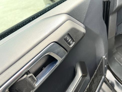 Used 2025 Ford Bronco Outer Banks image 10