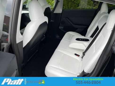 Used 2023 Tesla Model Y Long Range image 40