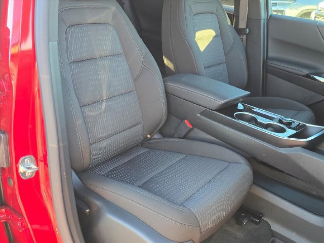 New 2027 Chevrolet Equinox LT w/ LPO, Floor Liner Package FWD image 15
