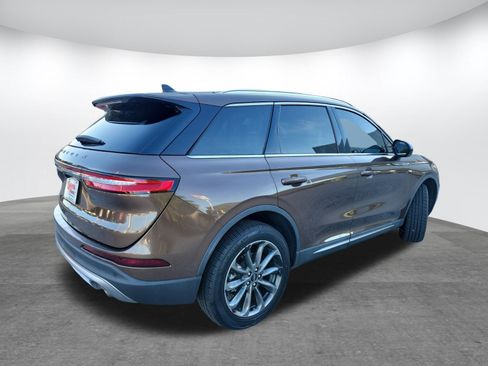 Used 2022 Lincoln Corsair FWD w/ Premium Package image 5