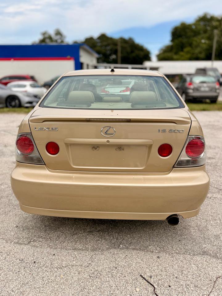 Used 2004 Lexus IS 300 RWD image 3