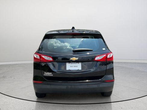 Used 2019 Chevrolet Equinox LS FWD image 8