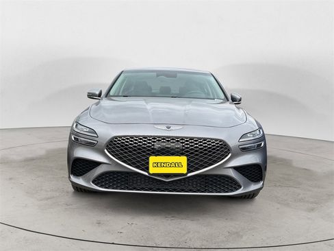 Used 2023 Genesis G70 2.0T image 6