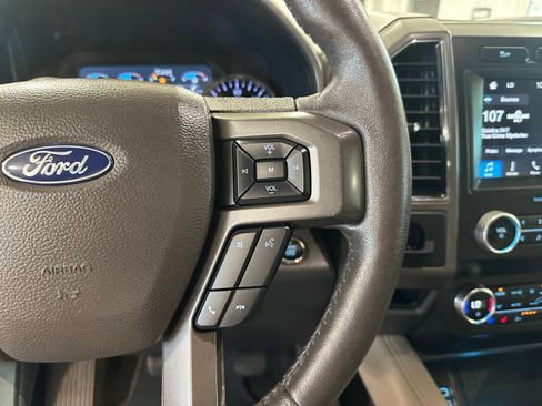 Used 2019 Ford Expedition Max XLT w/ Equipment Group 202A RWD image 19