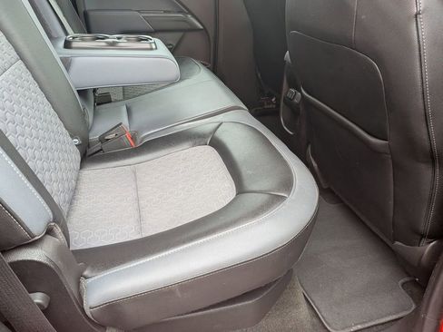 Used 2017 Chevrolet Colorado Z71 image 25